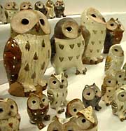 Wheel-thrown owls by Kenji Sugiura 