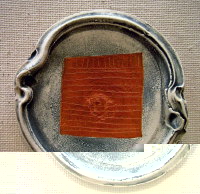 Hanging Plate