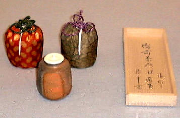 Traditional tea forms by Isezaki Jun
