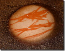 Hidasuki markings on Bizen plate by Mori Togaku