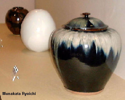 Large kame by Aizu-hongo potter Munakata Ryoichi